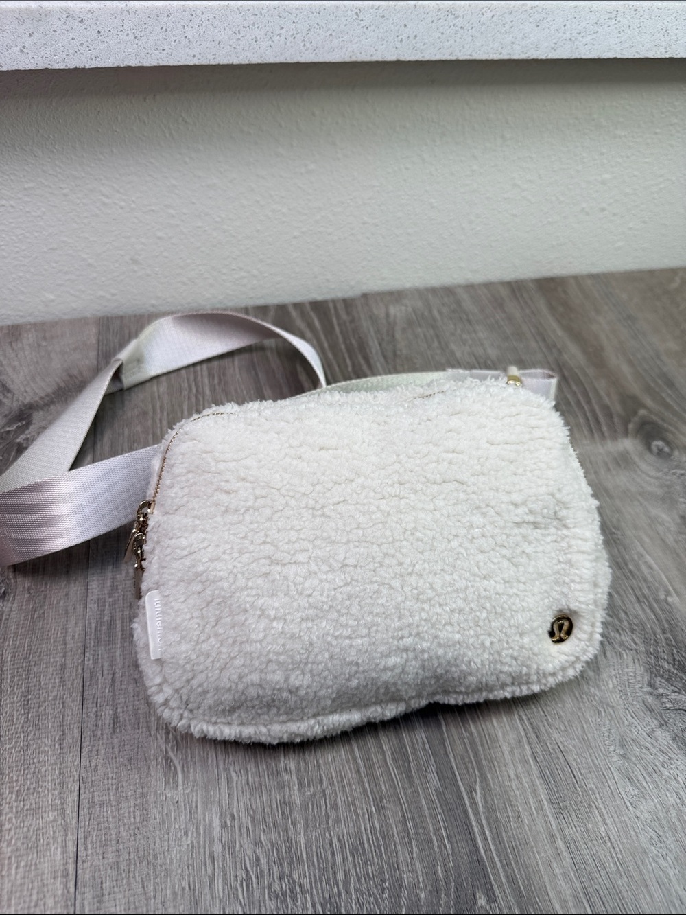 lululemon athletica White Sherpa Crossbody Belt Bag with Gold Hardware